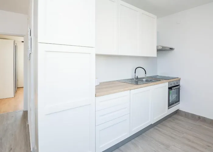 Sandra Apartman